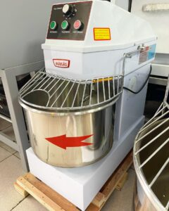 Amasadora-industrial-de-12-Kilos-Maigas