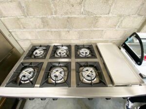 Anafe-6-platos-350×350-mm-con-plancha-churrasquera-GLP-4.jpg