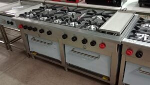 Cocina-8-Q-Con-Churrasq-25x69cm-2-Hornos-GLP-Maigas-8