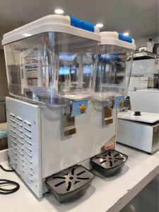 Dispensador-De-Jugos-2-Dep-18-Ltscu-Maigas-3