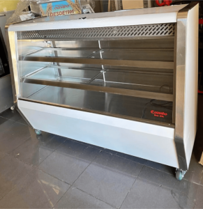 Meson Refrigerado Recto 1,5 mt sin Bodega - Cousiño 6