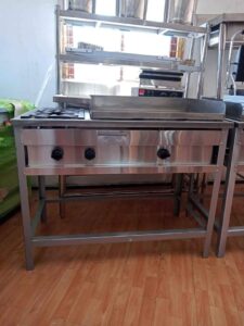 Plancha Churrasquera 70x50cm + 2 Quemadores GLP - Cousiño 12