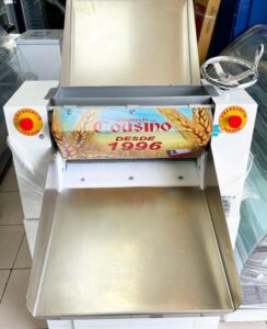 Sobadora de Pedestal 50cm 2Hp - Cousiño 5