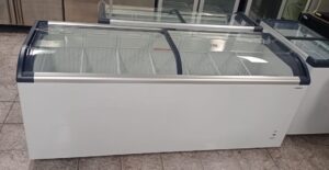 Congeladora 720 Lts TV Curvo 7C - Bozzo 5