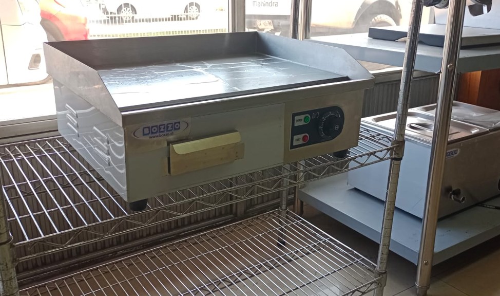 Plancha Churrasquera Electrica Sobremesa Lisa 55X45X23Cm - Bozzo 24