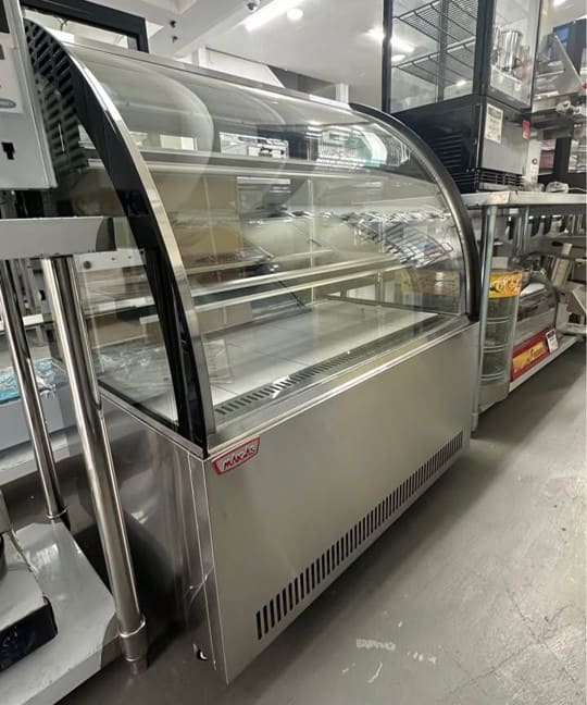 Vitrina Pastelera Curva 1 mt - Maigas 3