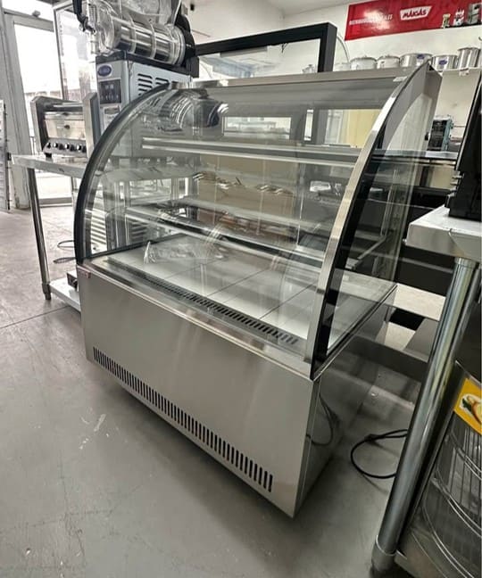Vitrina Pastelera Curva 1 mt - Maigas 4