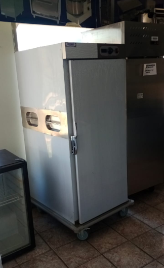 Carro Mantenedor de Alimentos 10 Niveles (20 Bandejas) - Bozzo 9