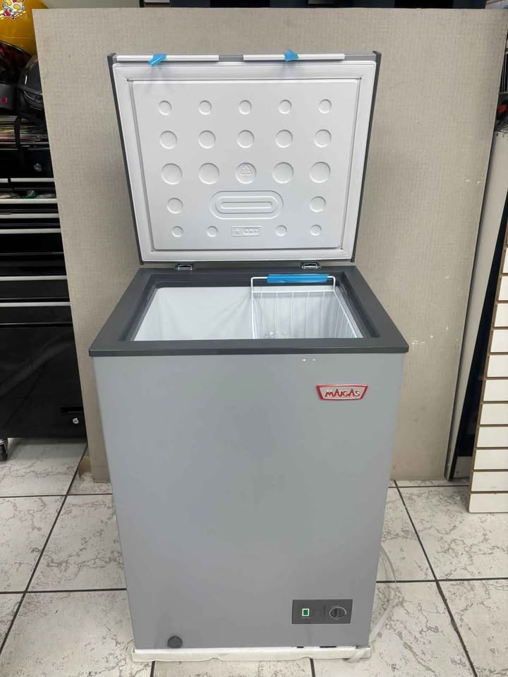 Congeladora. 100 Lts TD 1C Gris - Maigas 8