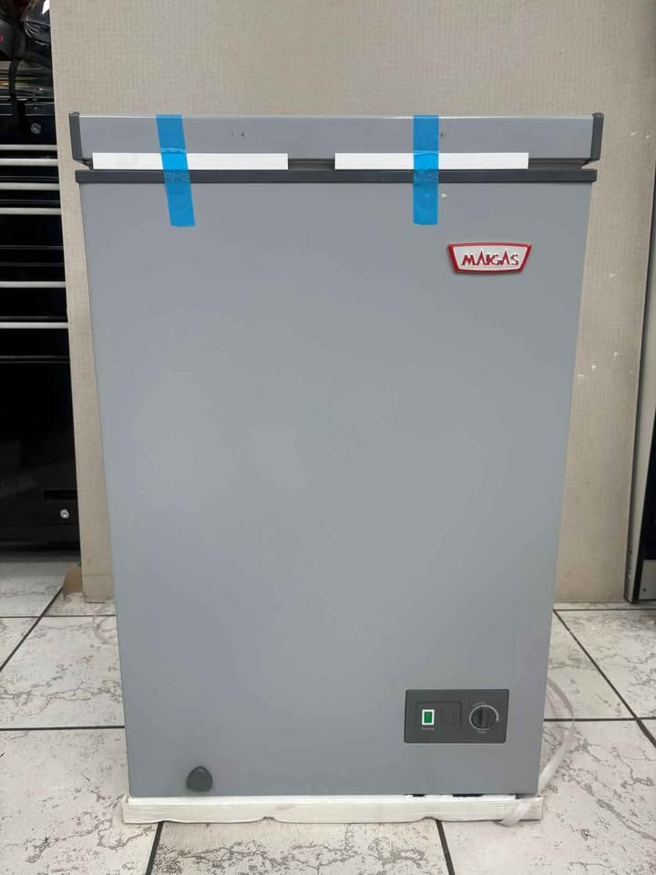 Congeladora. 100 Lts TD 1C Gris - Maigas 9