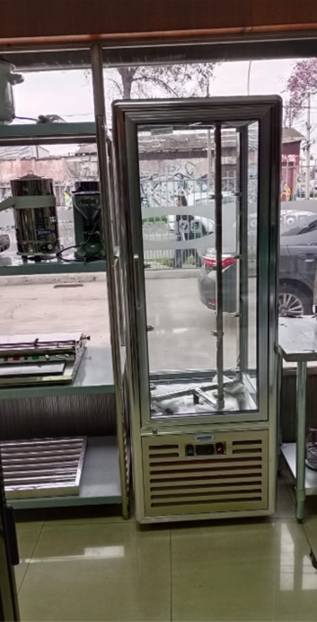 Vitrina Pastelera Vertical Giratoria 400 Lts - Bozzo 10
