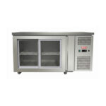 Meson Refrigerado de Trabajo 2 Ptas Vidrio Corrediizas 136cm Frio Forzado - Maigas 2